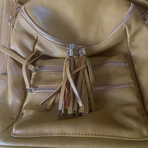 Vegan Leather Tan Purse - Picture 2 of 4